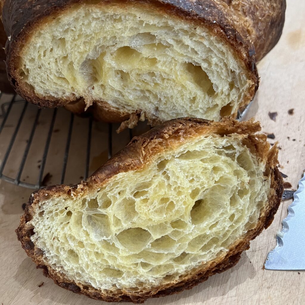 Fibonacci sequence in sweet starter brioche