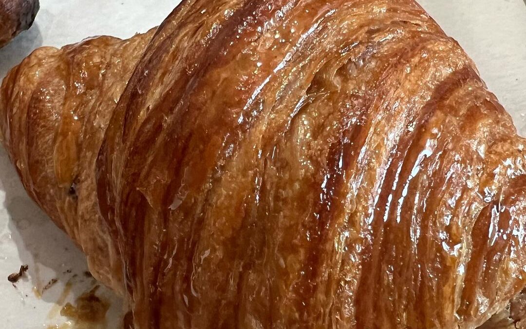 Rosé Croissants